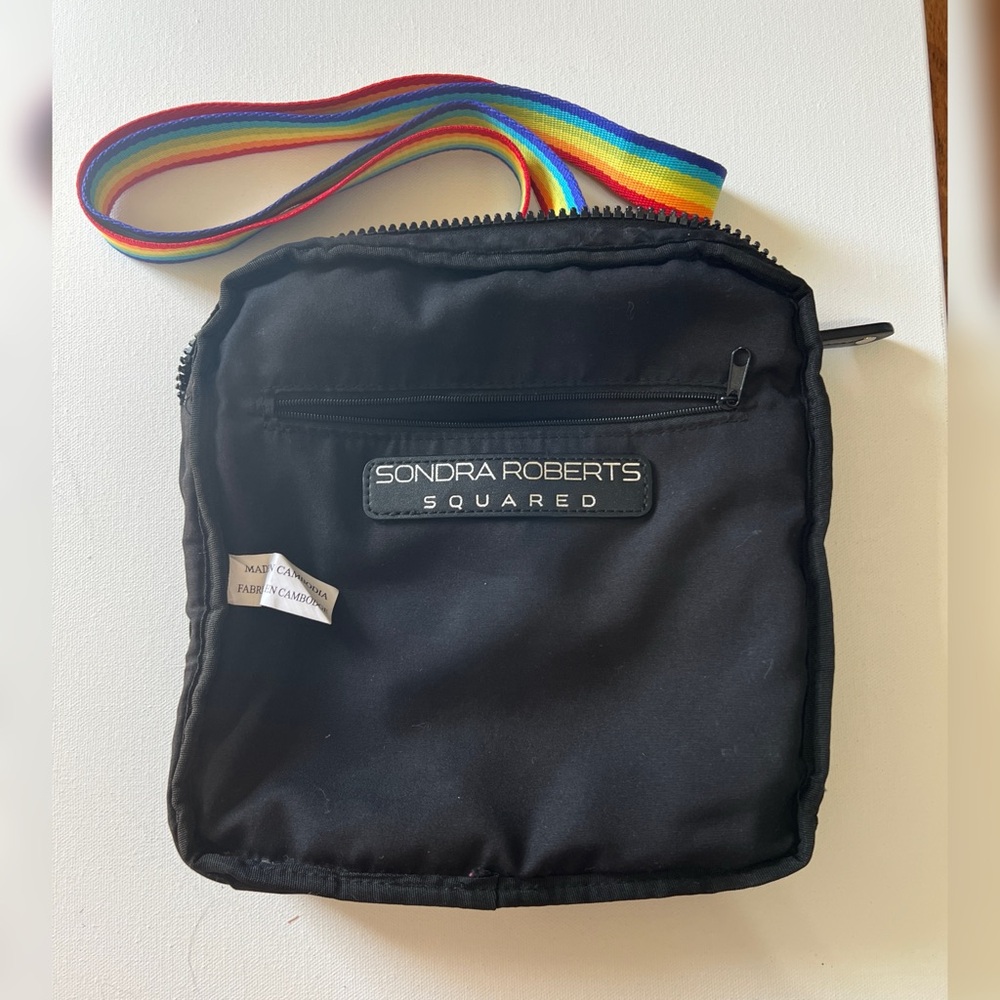 Sondra Roberts Squared black puffer crossbody bag with rainbow straps - Picture 14 of 16